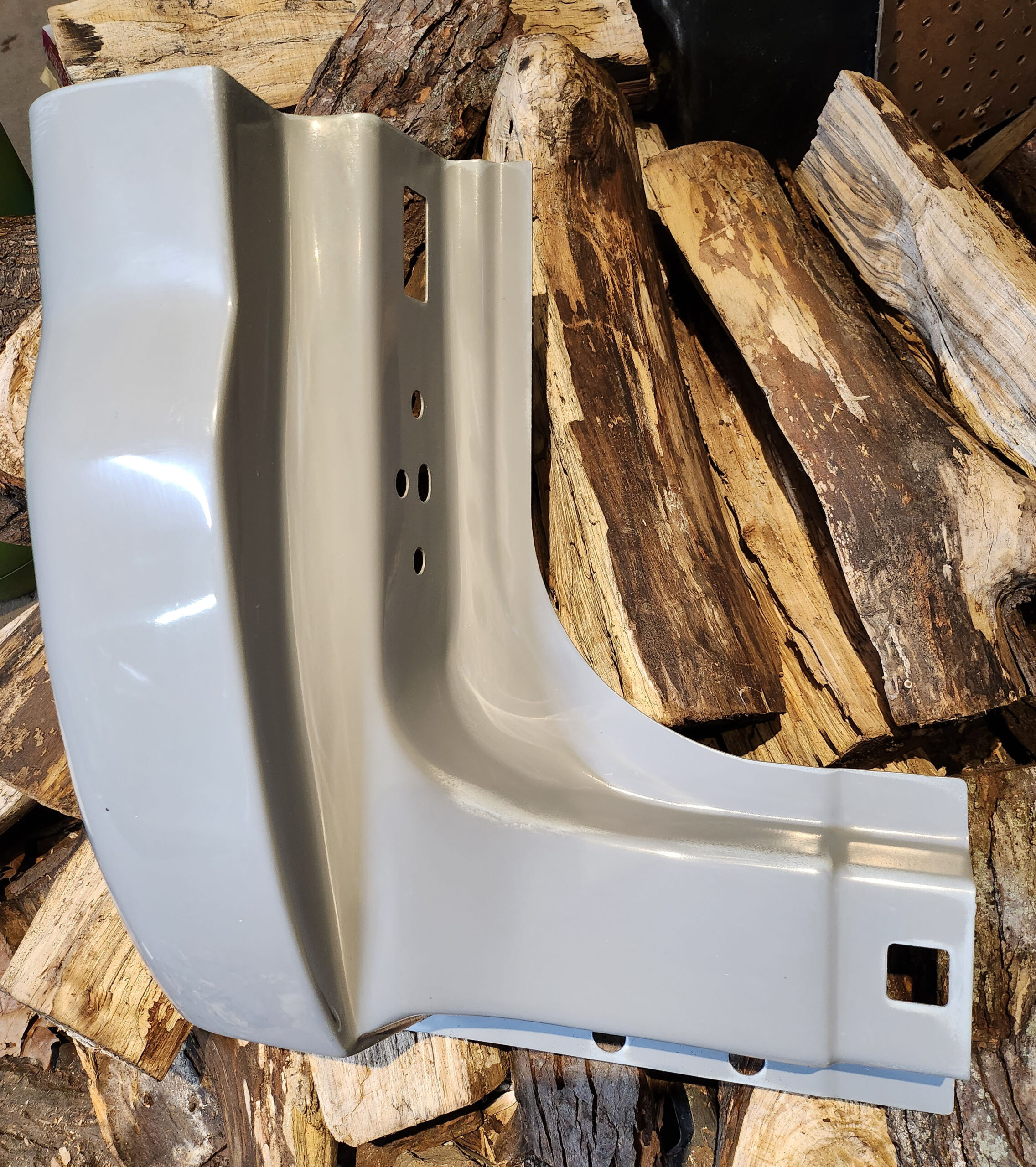 99-26superduty-cab-corner-rightside-scaled-1.jpg